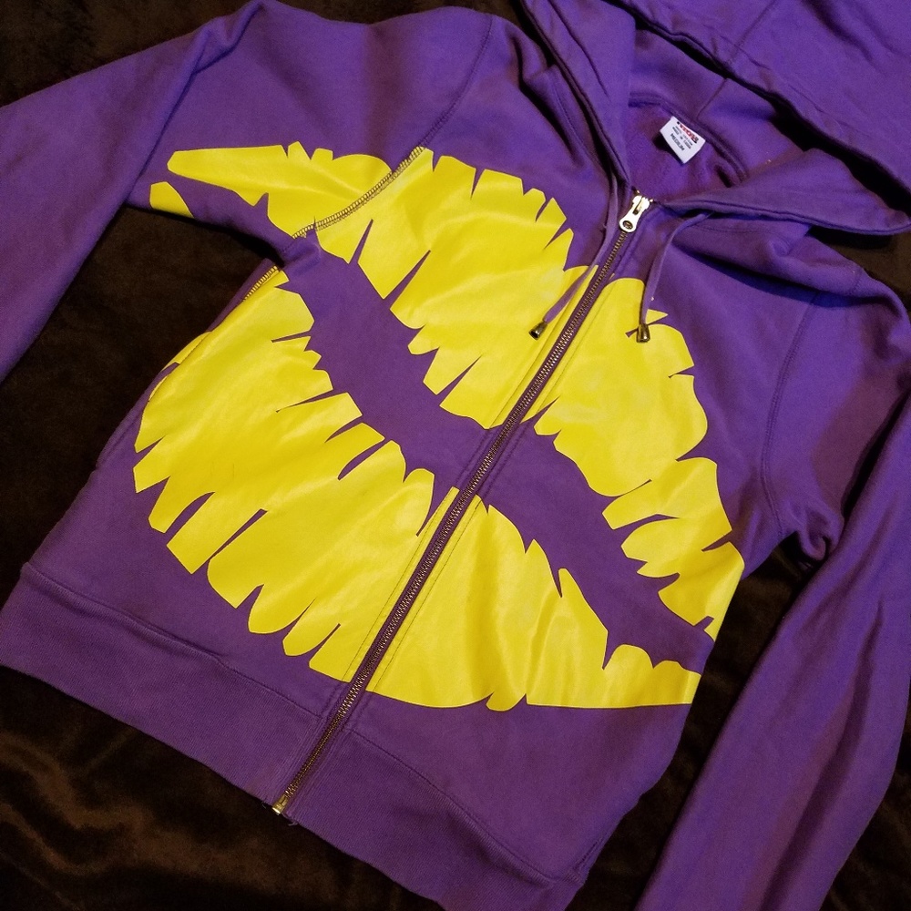 Married to the Mob purple & yellow hoodie jacket - Picture 1 of 6